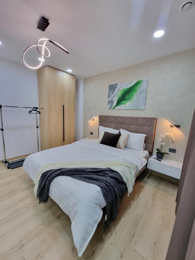 Casa Chiper - Apartament Parter Braszów Zewnętrze zdjęcie