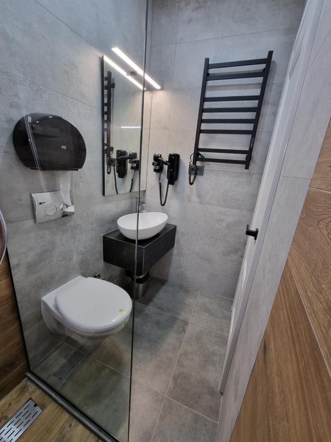 Casa Chiper - Apartament Parter Braszów Zewnętrze zdjęcie