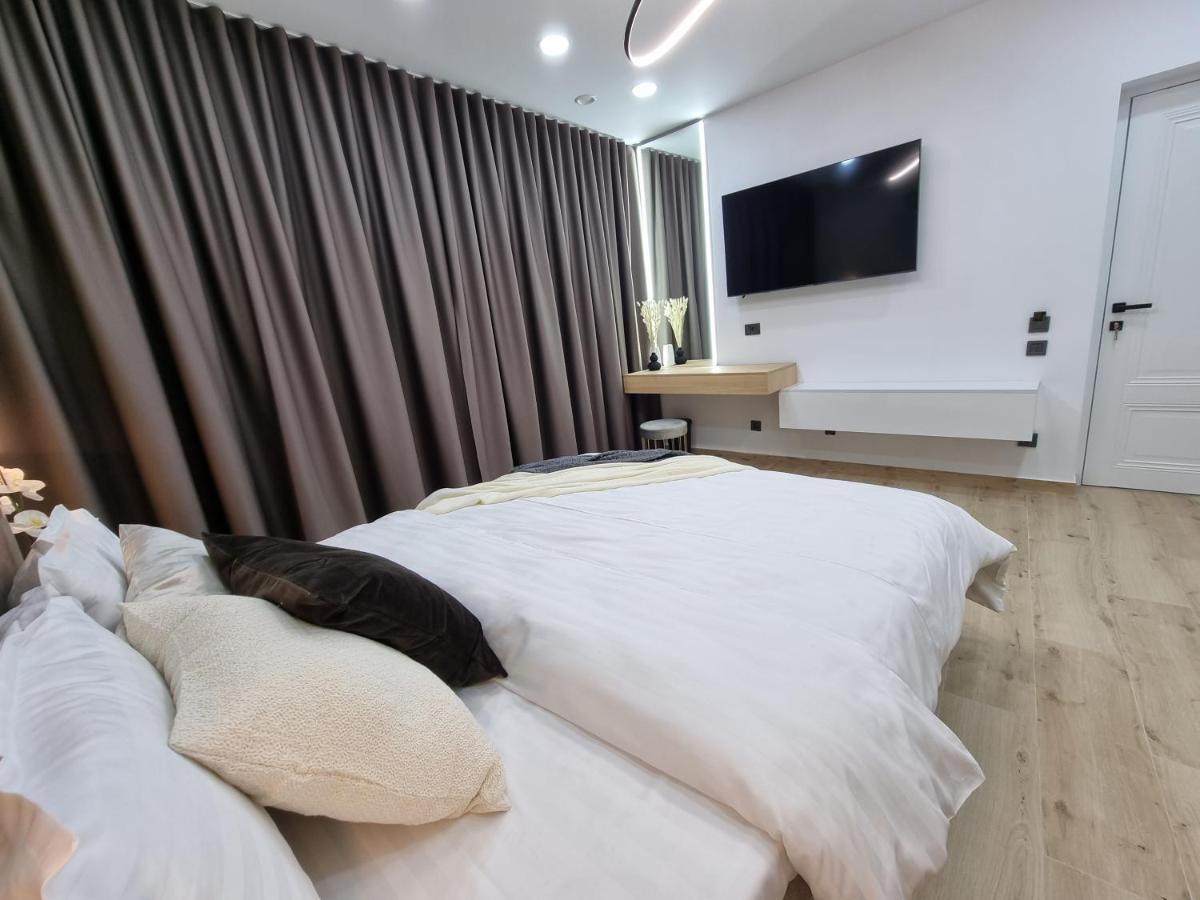 Casa Chiper - Apartament Parter Braszów Zewnętrze zdjęcie