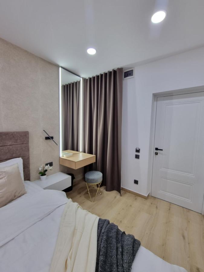 Casa Chiper - Apartament Parter Braszów Zewnętrze zdjęcie